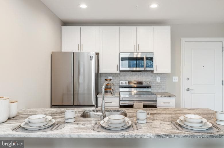 139-59 N 23rd St #220, Philadelphia, PA 19103