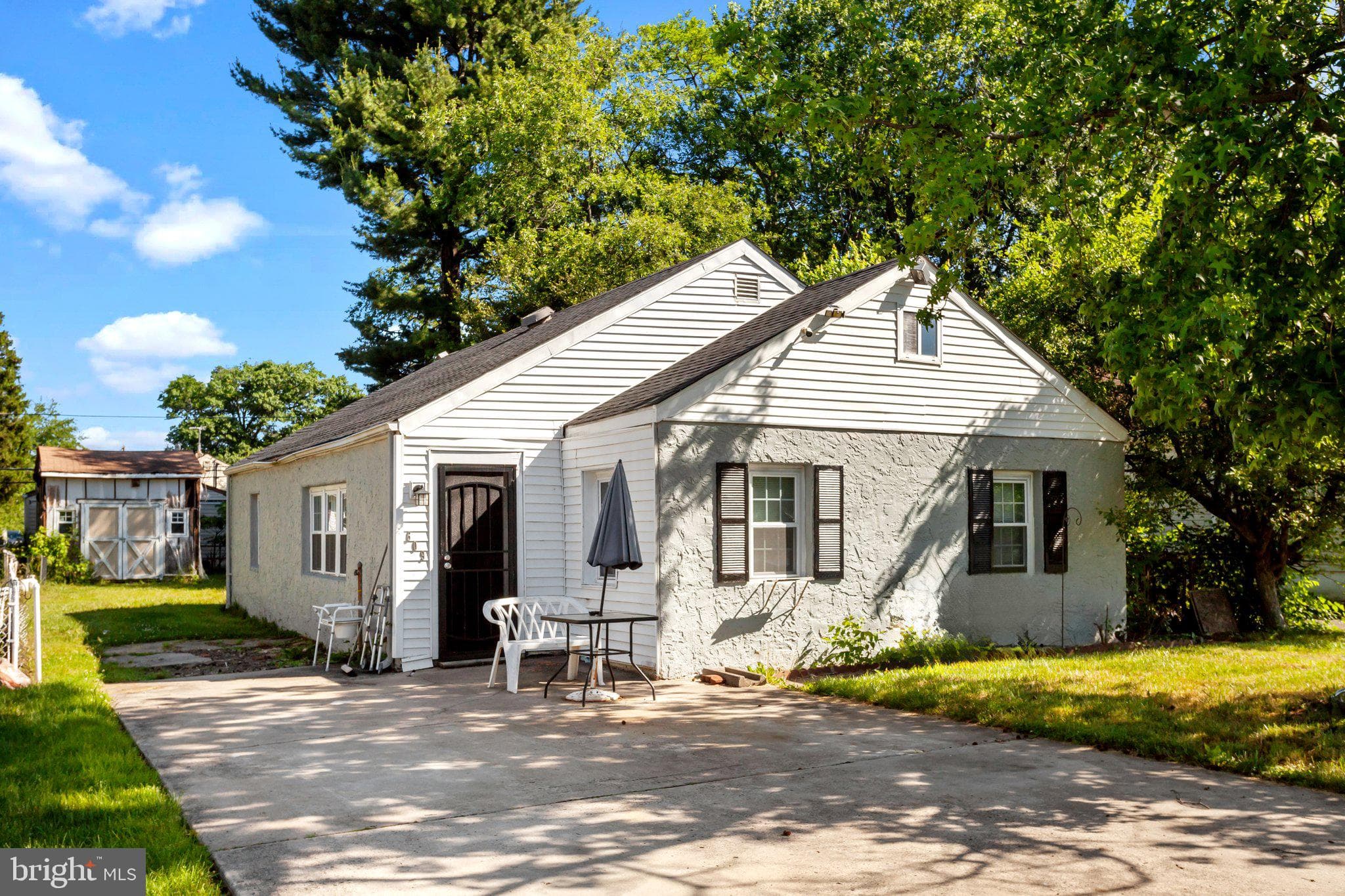 609 Winder, Bristol, PA 19007