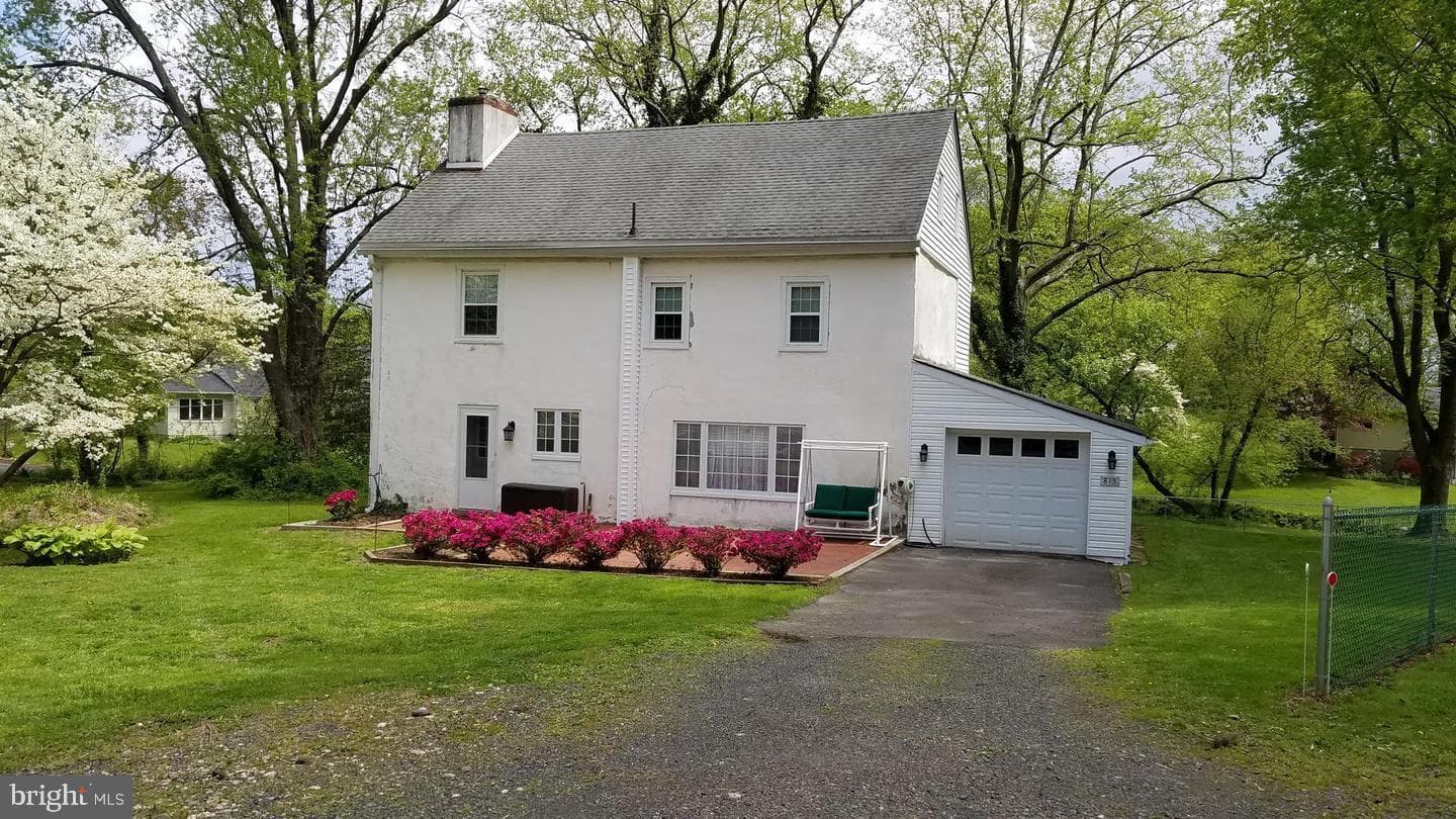 815 Cypress Ave, Langhorne, PA 19047