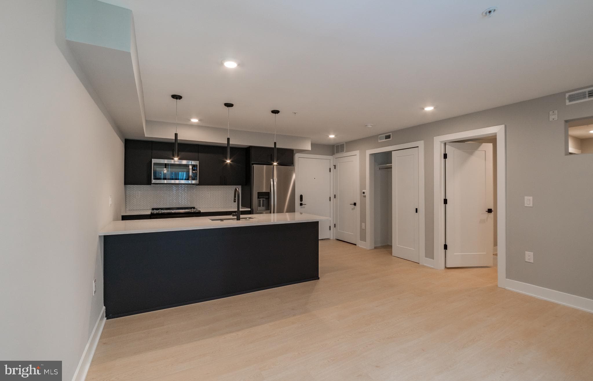 6604 Ridge Ave #204, Philadelphia, PA 19128