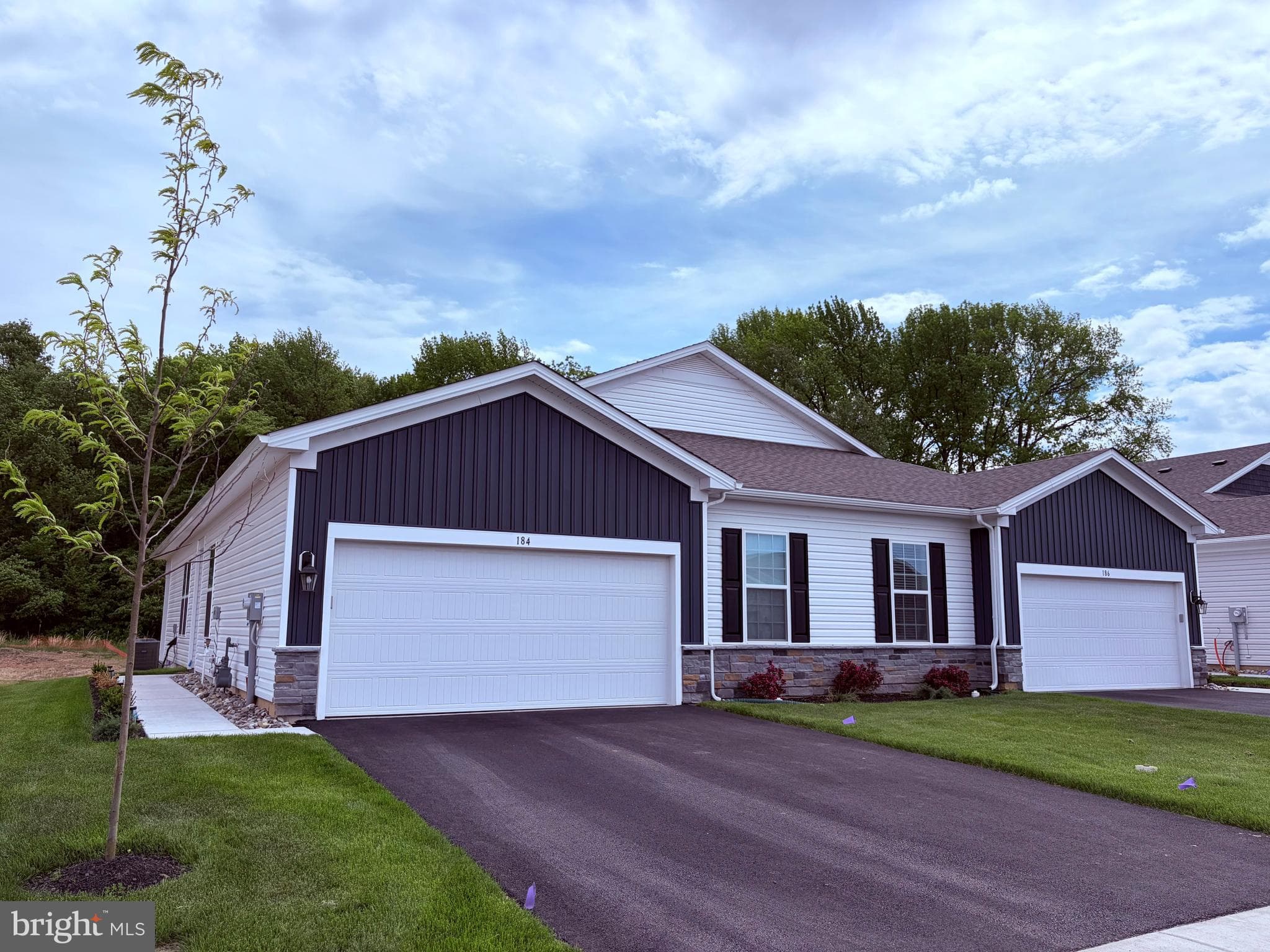 156 Delhaas Cir, Bristol, PA 19007