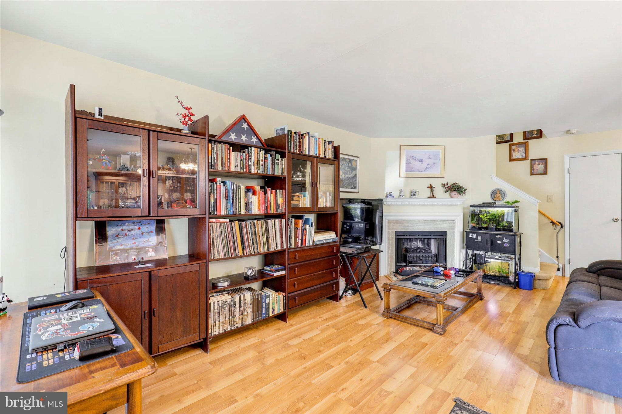 302 Colettes Ct, Montgomeryville, PA 19454