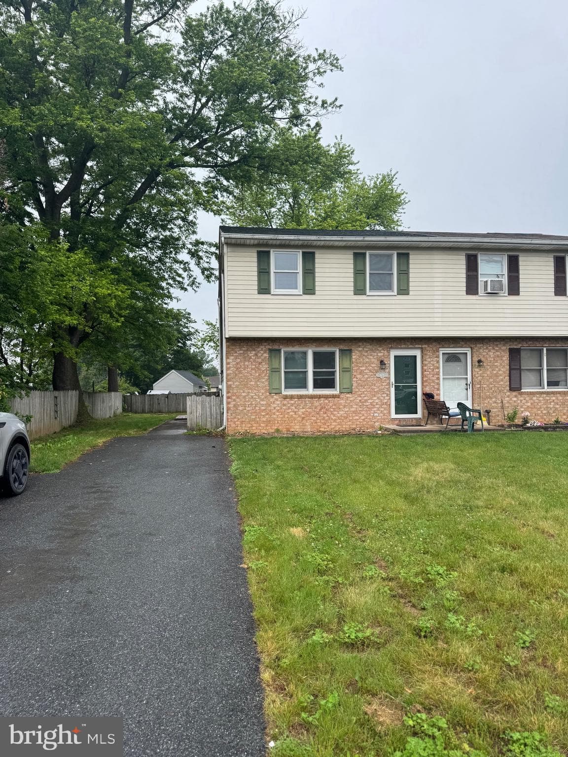471 S Market Ave, Mount Joy, PA 17552