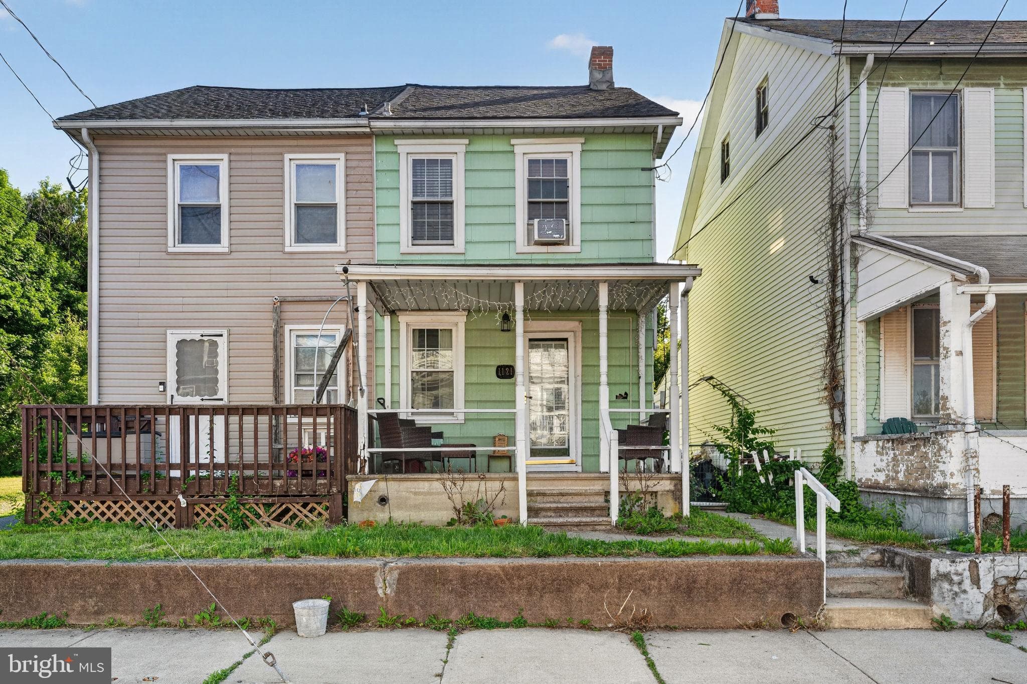 1121 Front St, Catasauqua, PA 18032
