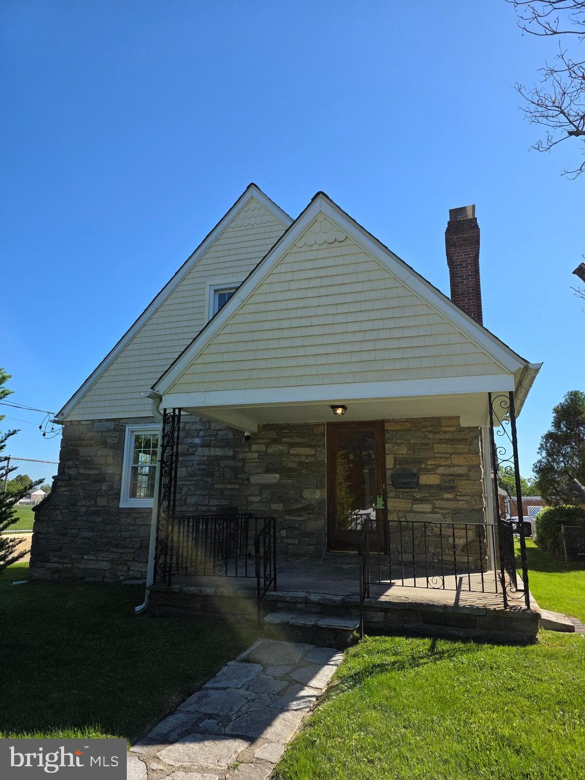 605 S Eagle Rd, Havertown, PA 19083