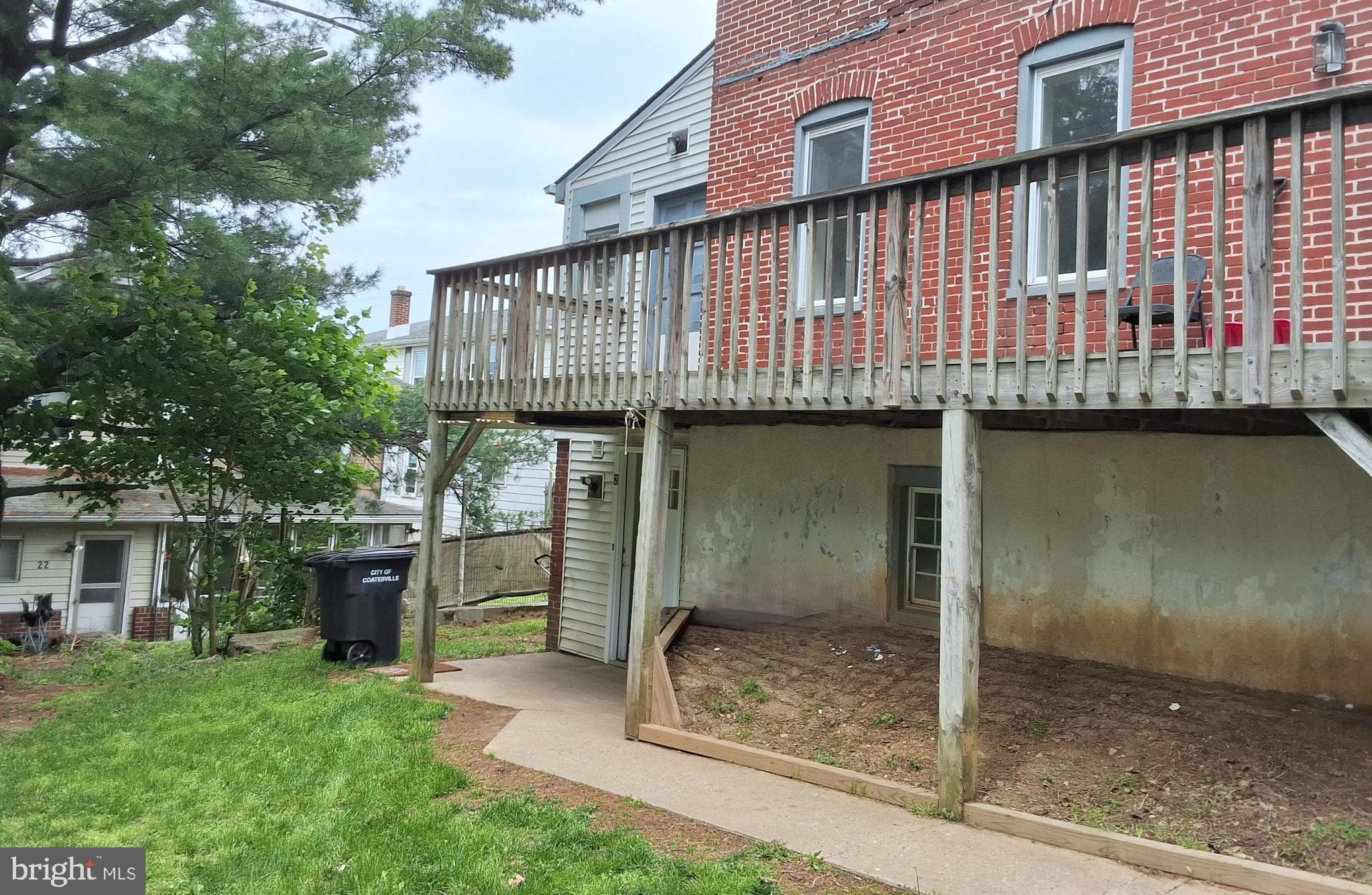 100 S Church St #2, Coatesville, PA 19320