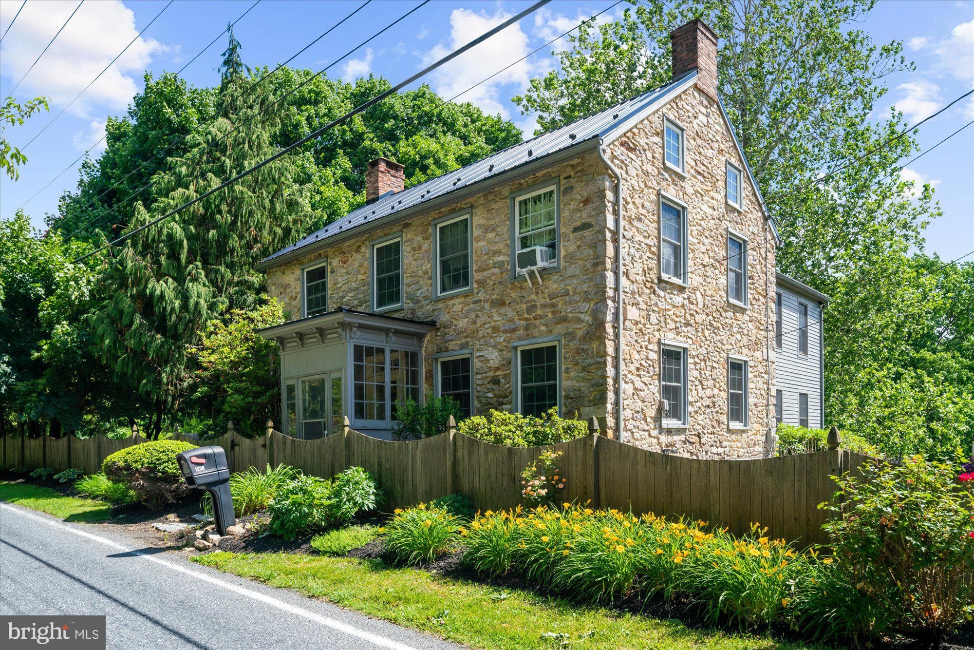 1238 Huffs Church Rd, Barto, PA 19504