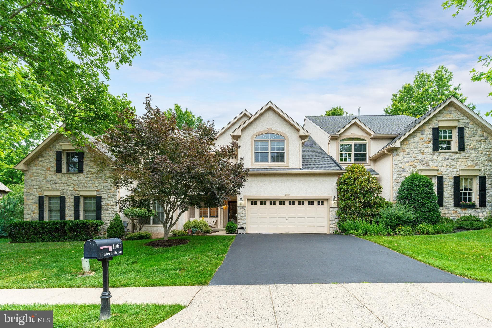 1060 Tintern Dr, Ambler, PA 19002
