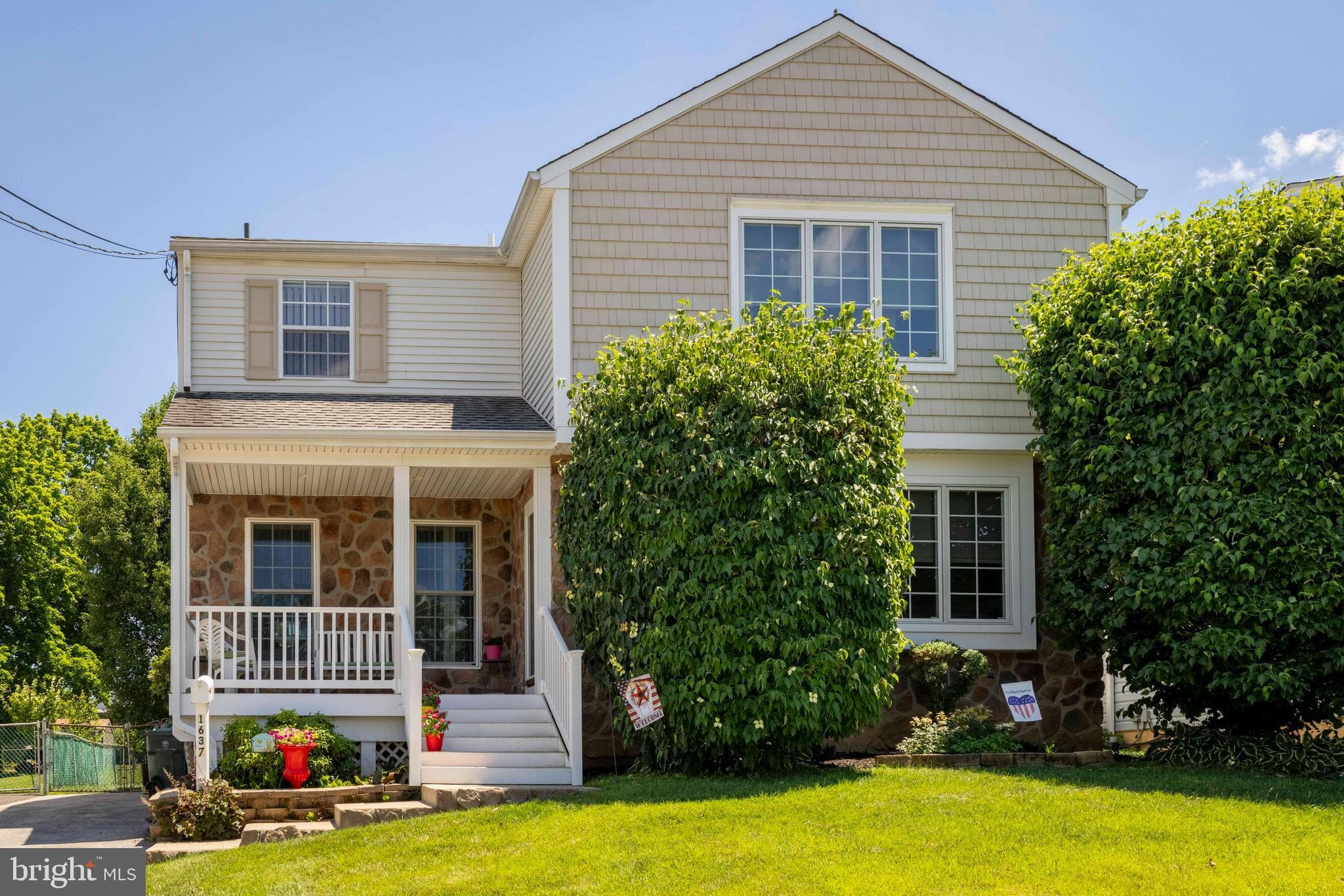 1637 Crestview Ave, Willow Grove, PA 19090