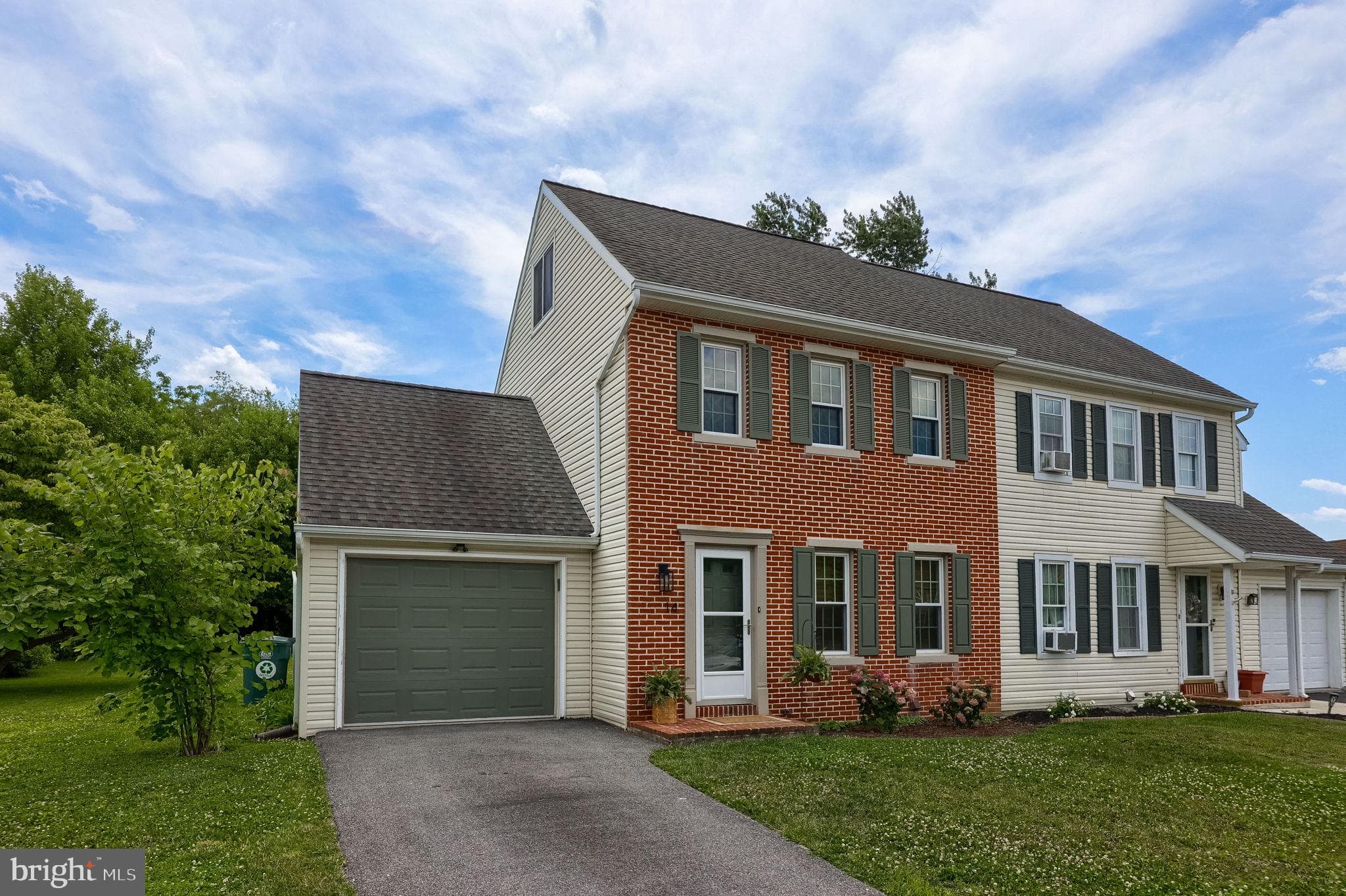 14 Hemlock Ln, Strasburg, PA 17579