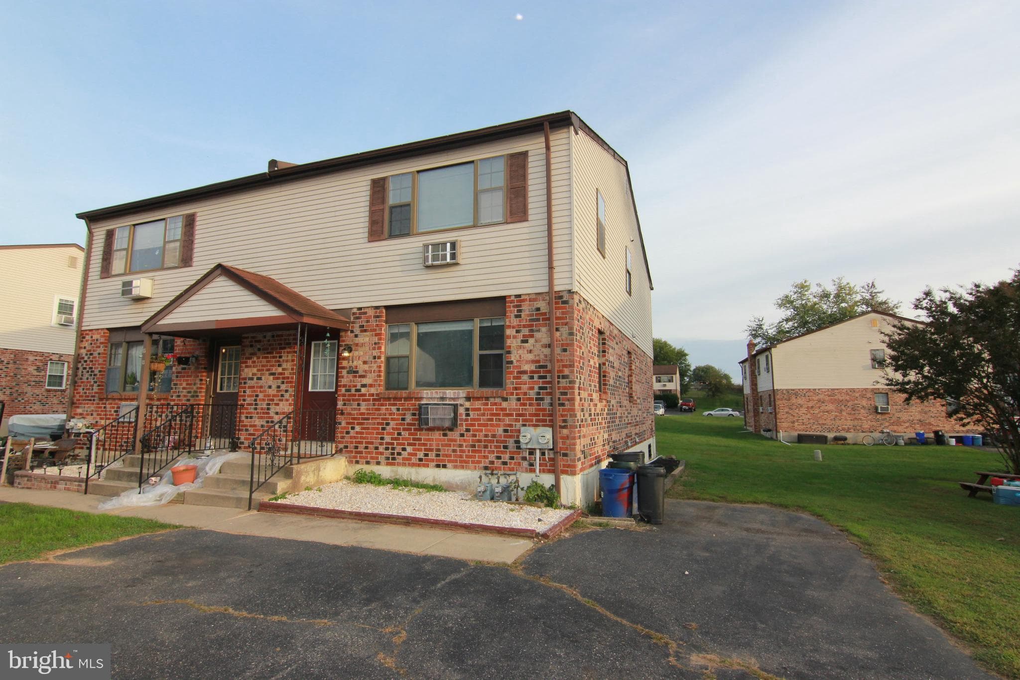 9 Thomas Rd #1, Aston, PA 19014