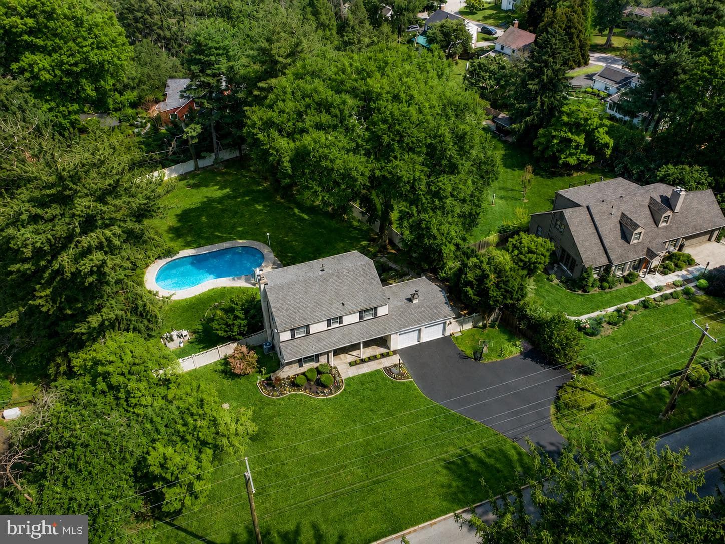 6113 W Mill Rd, Flourtown, PA 19031