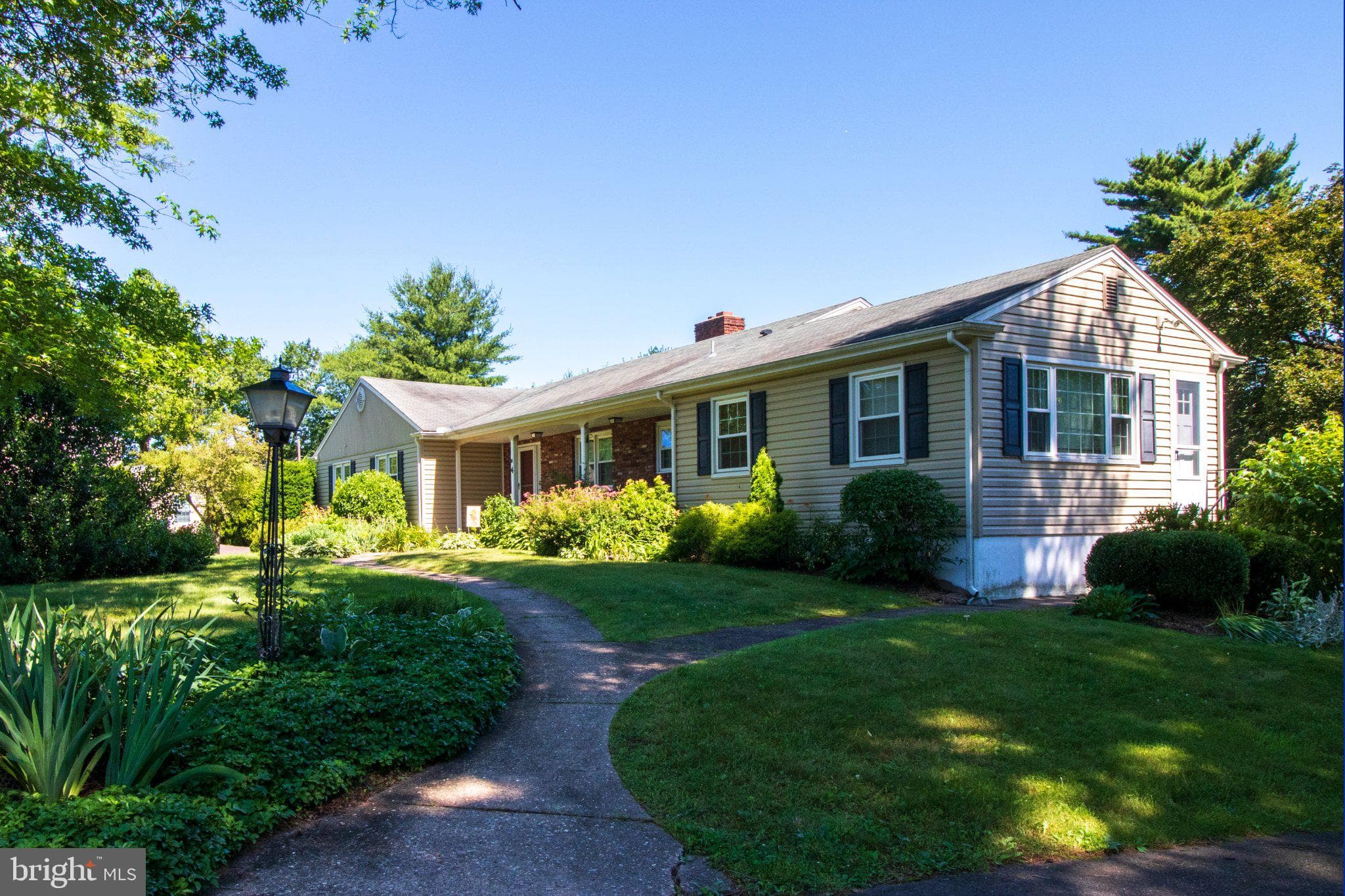 4 Scammell, Yardley, PA 19067