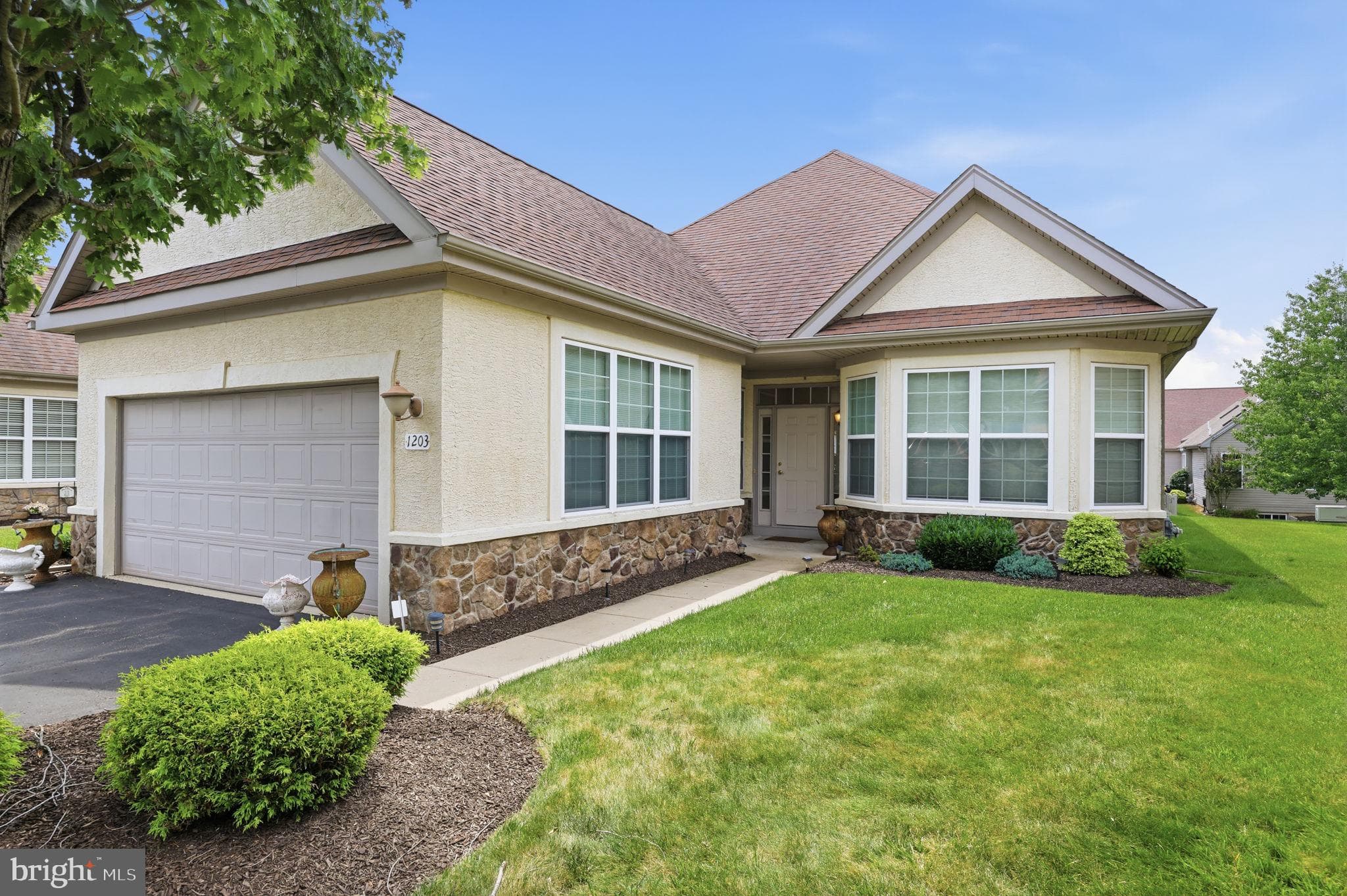 1203 Lyndhurst Ct #82, Warrington, PA 18976