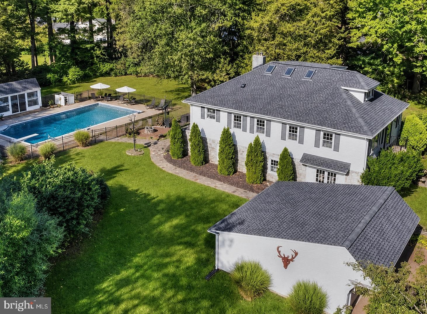 713 Ardsley Ct, Yardley, PA 19067