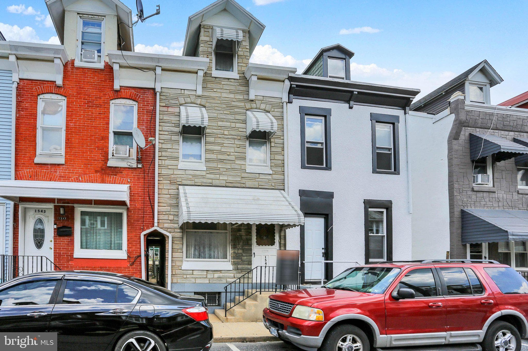 1541 Moss St, Reading, PA 19604