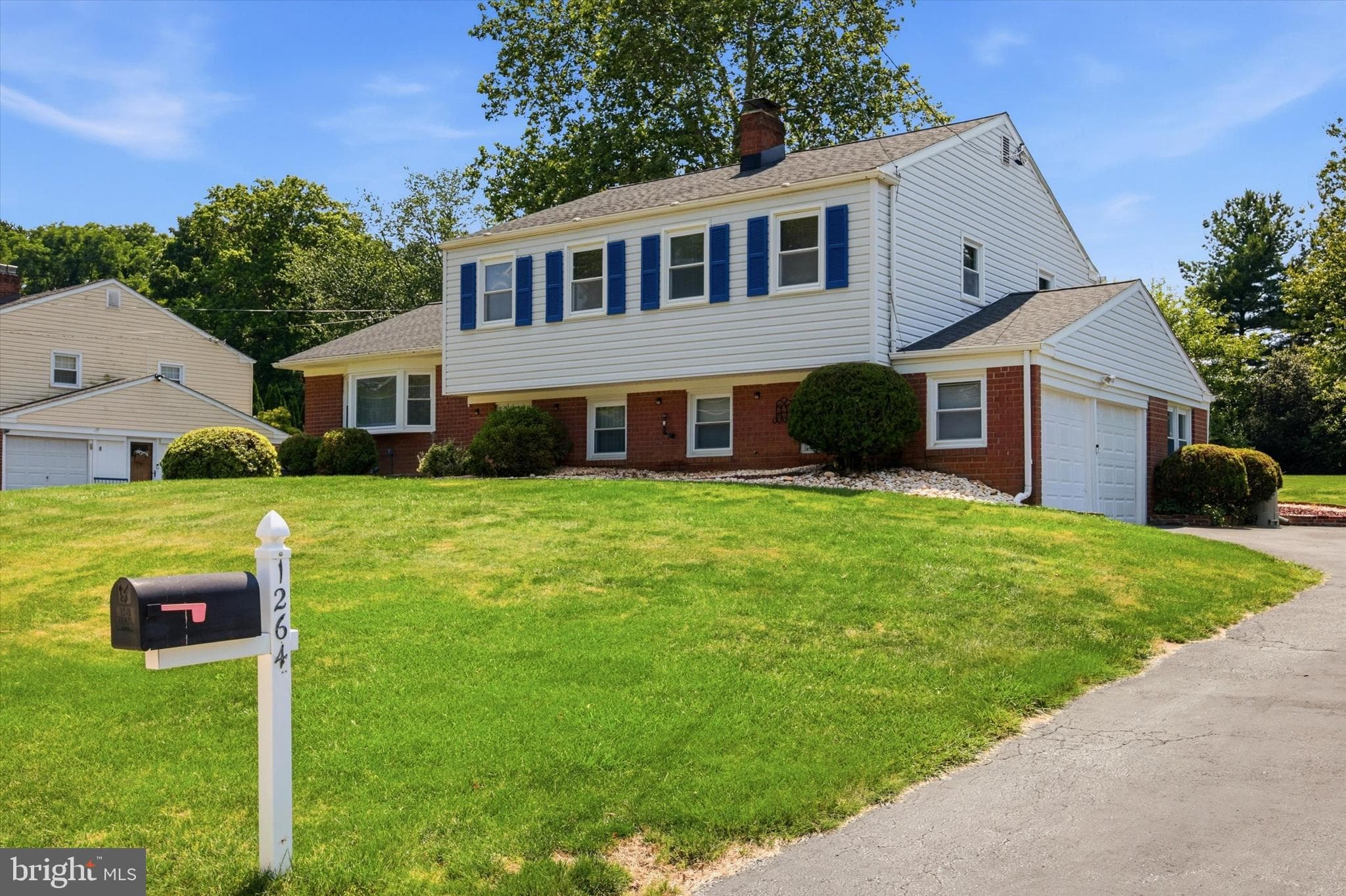 1264 Estate Dr, West Chester, PA 19380