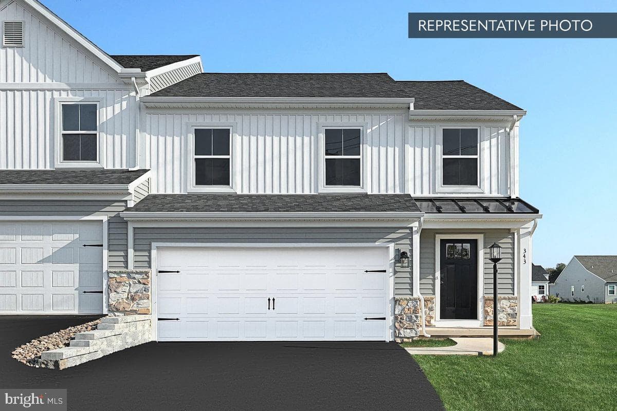 3234 Tepes Dr #lot 170, Northampton, PA 18067