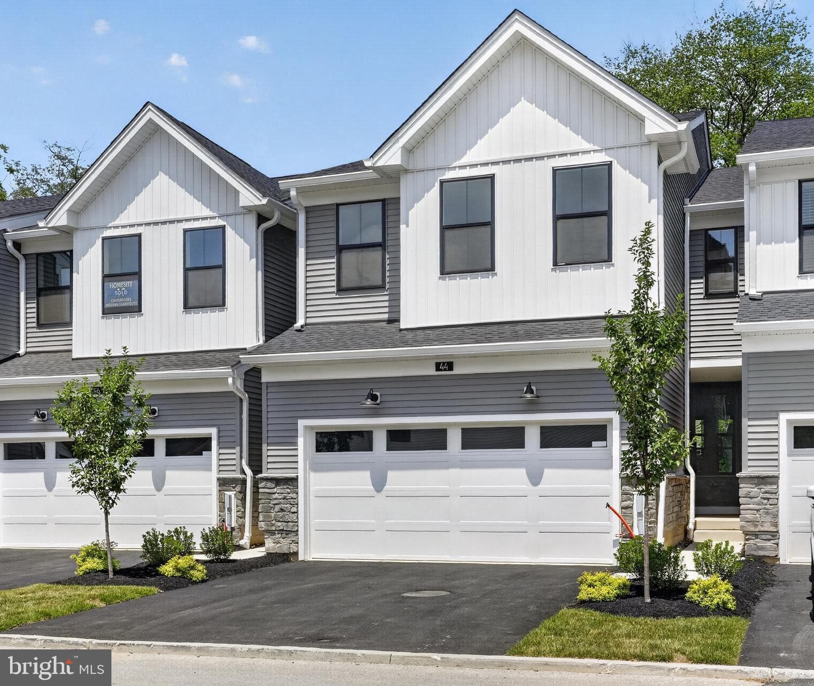 44 Grayson Ln, Downingtown, PA 19335