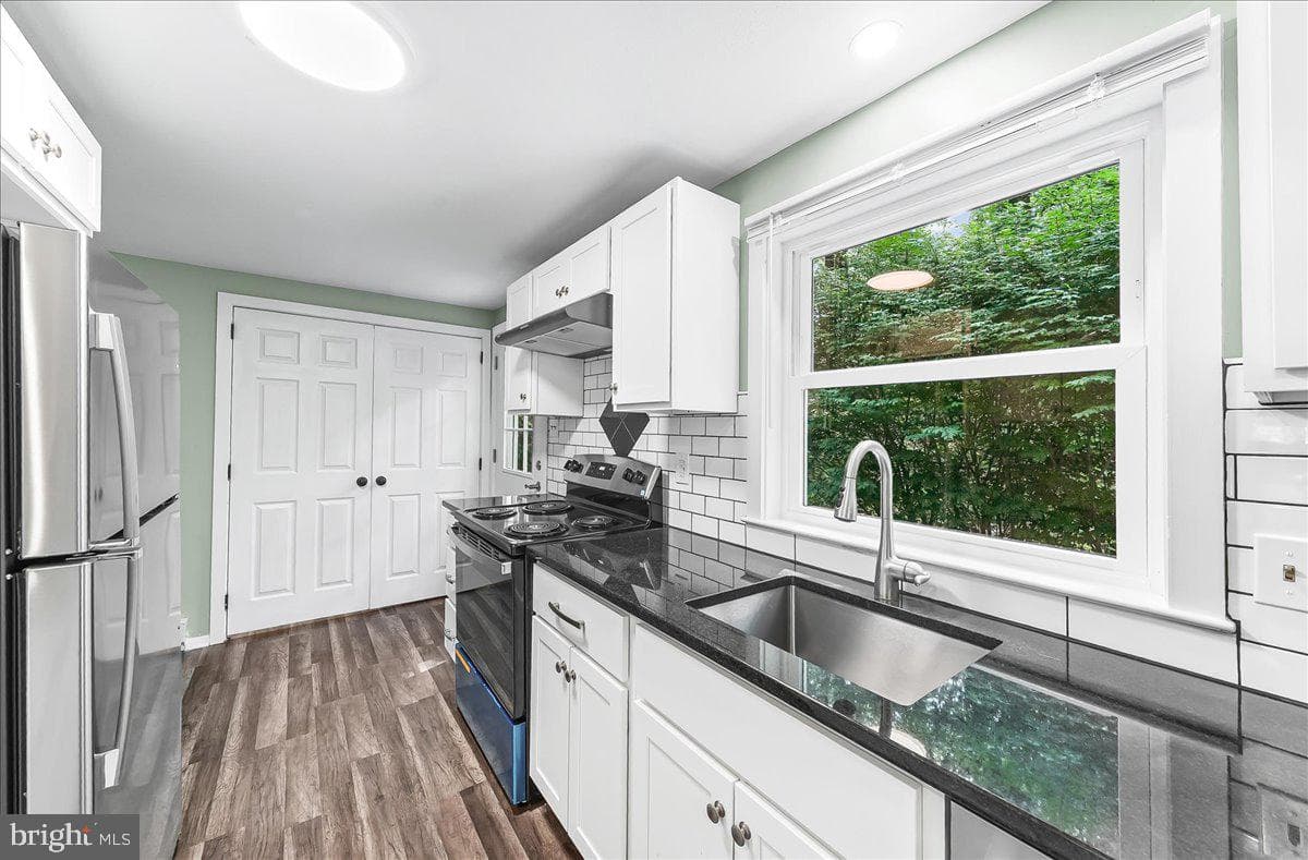 436 Spackman Ln, Exton, PA 19341