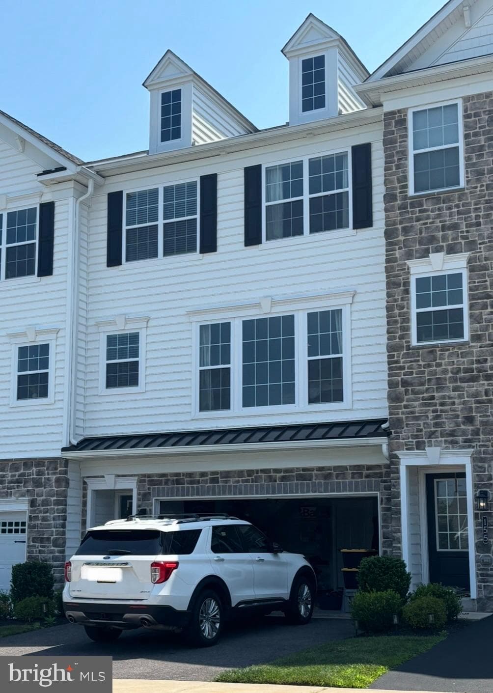 154 Woodwinds Dr, Collegeville, PA 19426