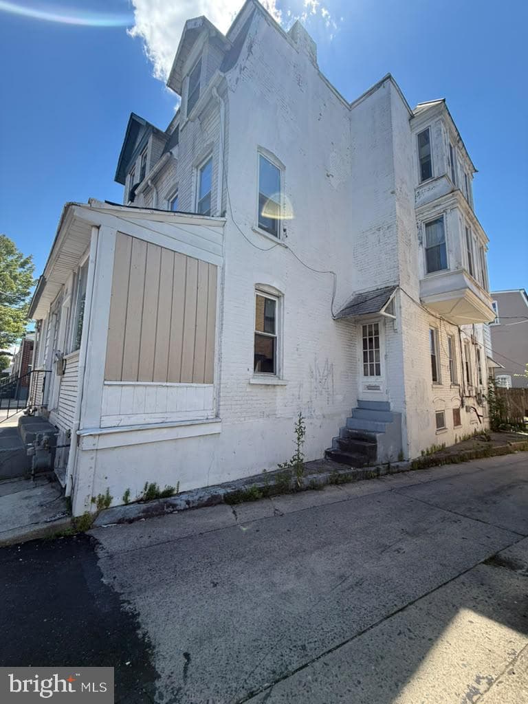 528 W Tilghman St, Allentown, PA 18102