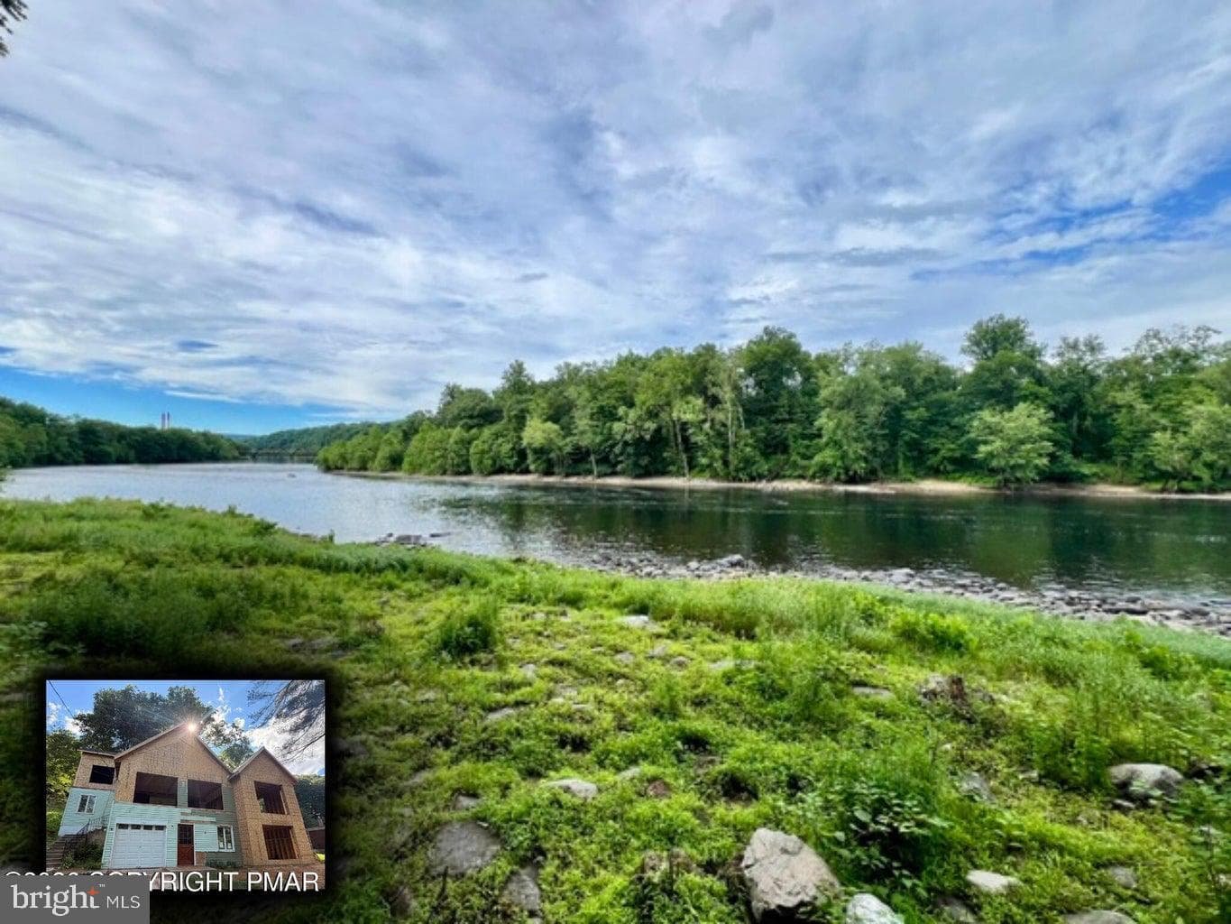 4192 River Rd, Mount Bethel, PA 18343
