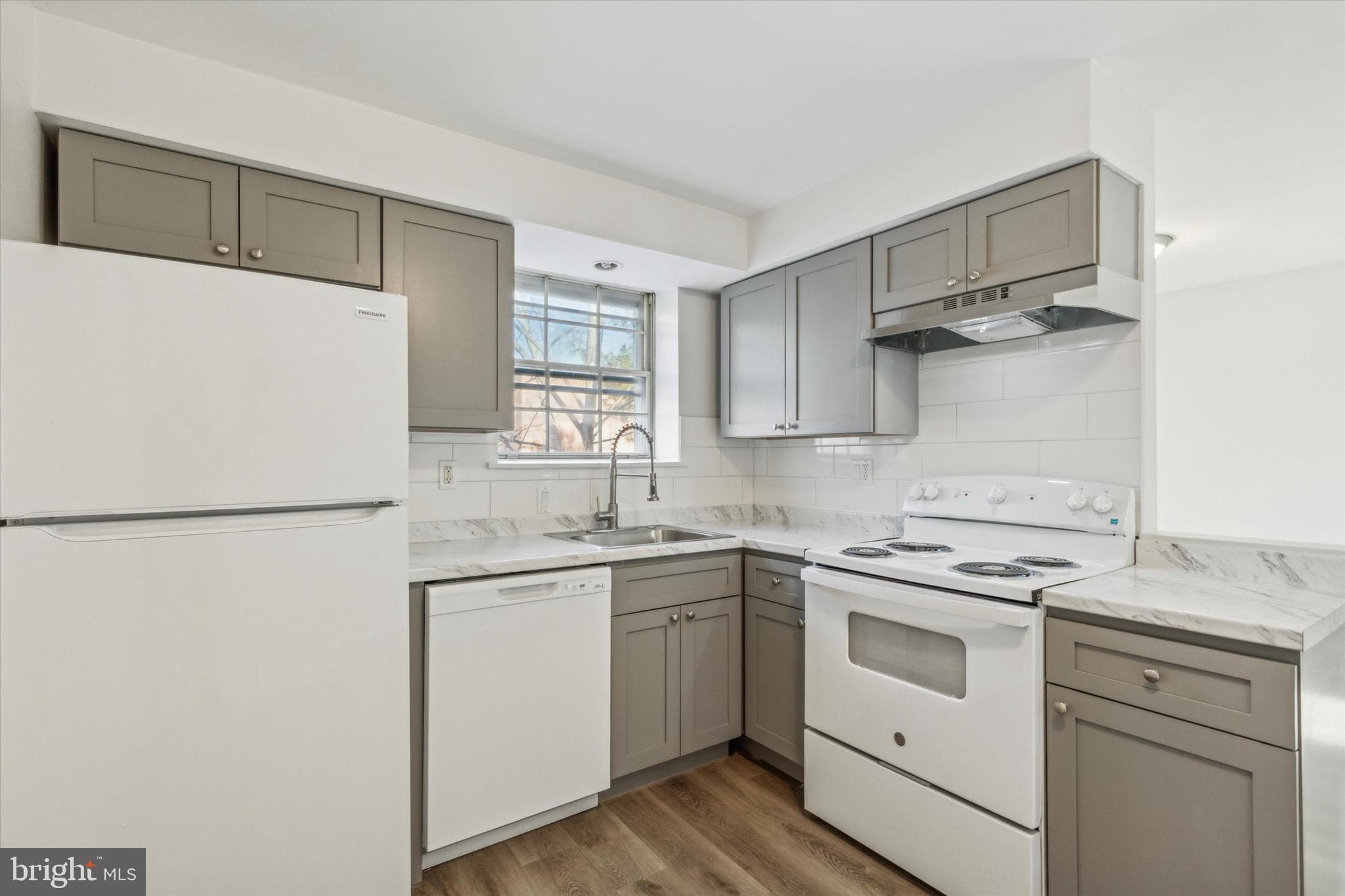 329 Buttonwood St #d, Norristown, PA 19401