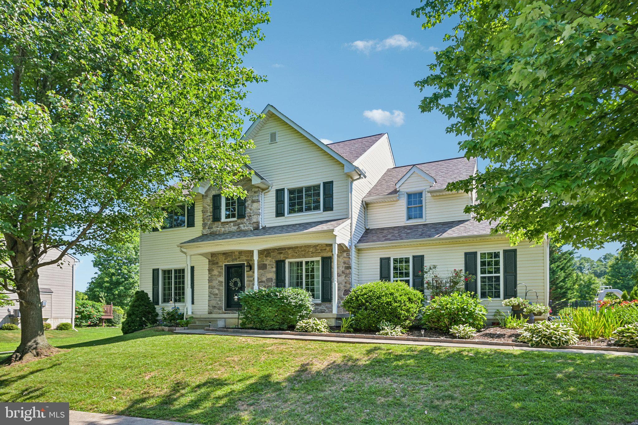 819 Edna Jane Ln, West Grove, PA 19390