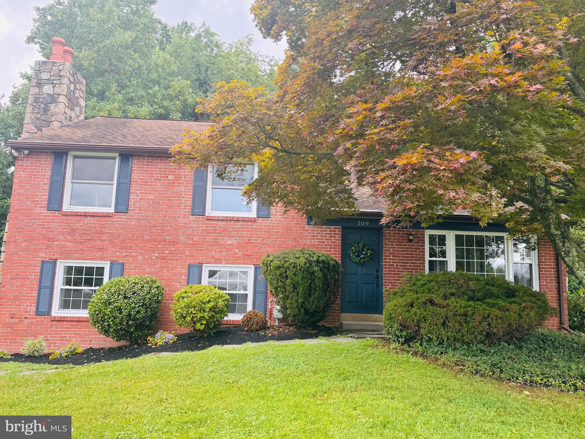 109 Westminster Dr, Wallingford, PA 19086