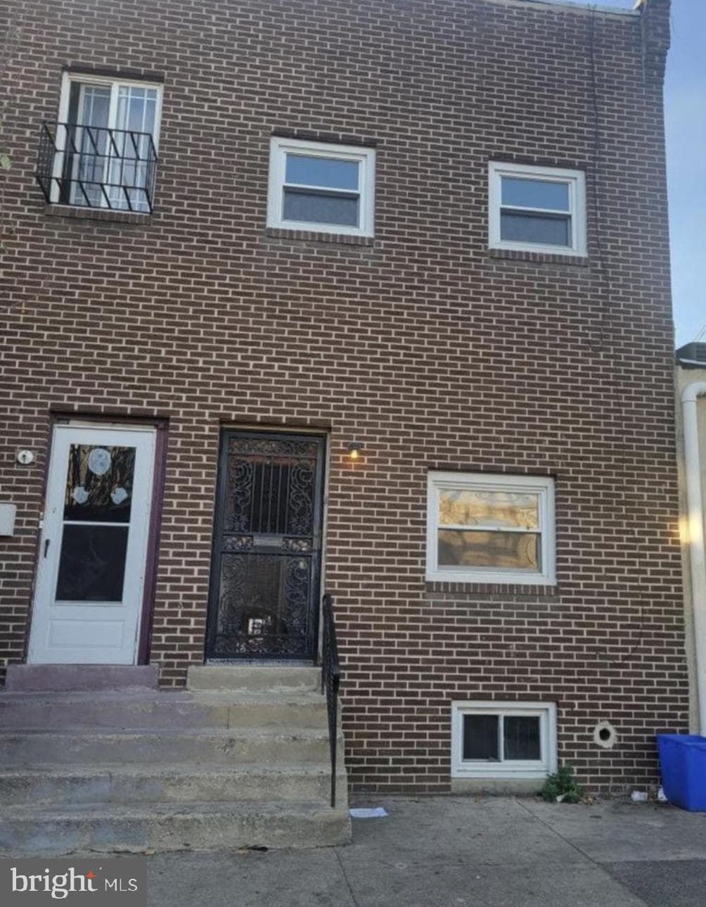 3158 N 8th St, Philadelphia, PA 19133