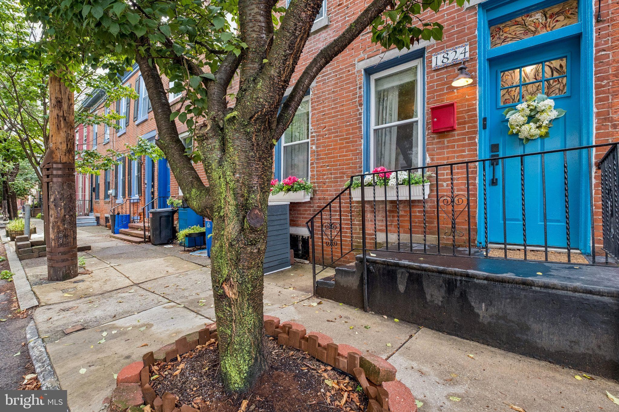 1824 Montrose St, Philadelphia, PA 19146