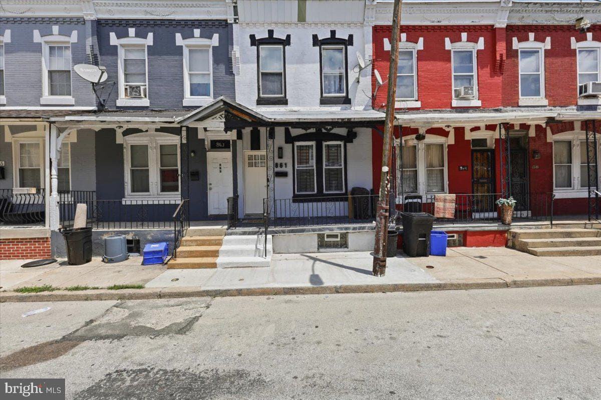 861 N Moss St, Philadelphia, PA 19139