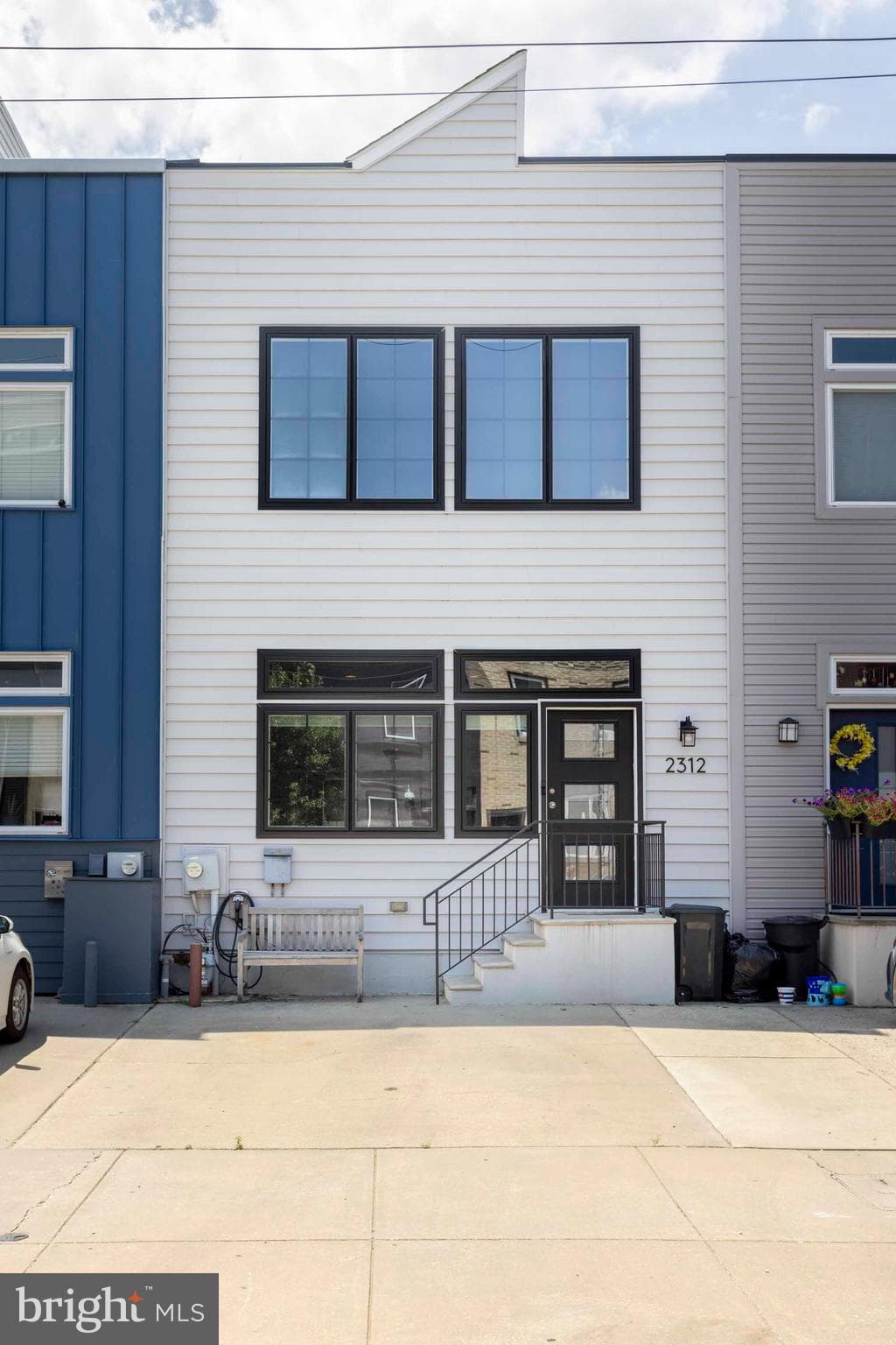 2312 E Sergeant St, Philadelphia, PA 19125
