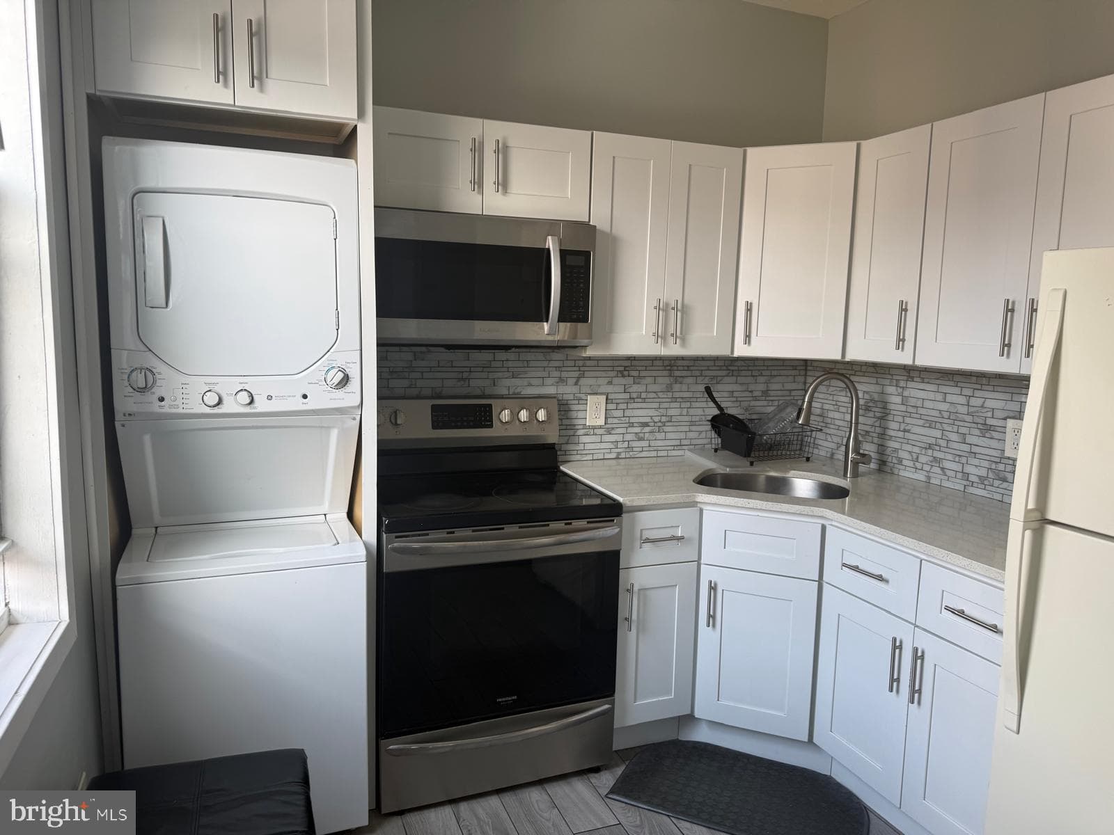 2563 N 17th St #2, Philadelphia, PA 19132