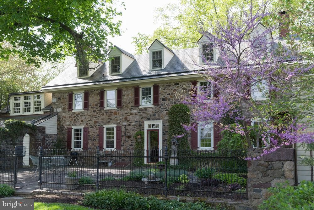 5736 Stoney Hill Rd, New Hope, PA 18938