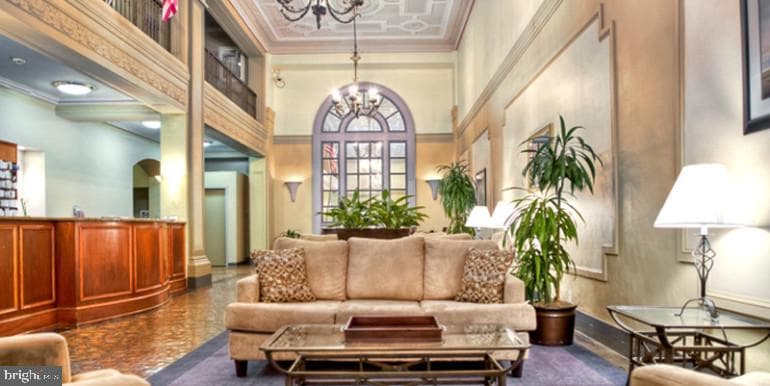 3900 Chestnut St #804, Philadelphia, PA 19104