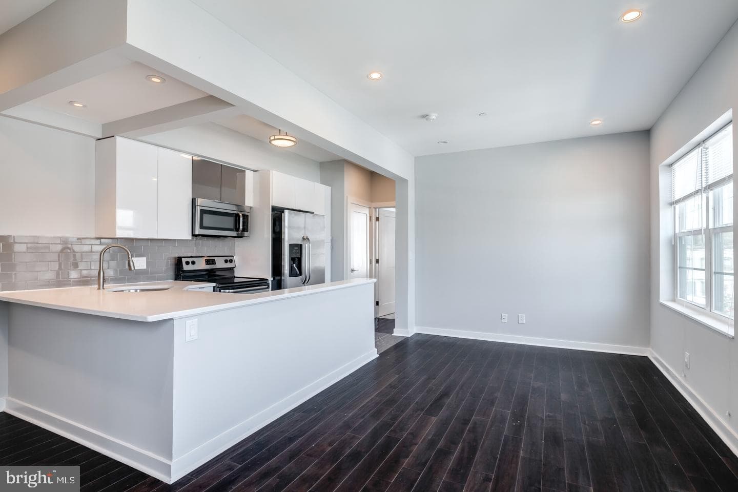 17 S 44th St #unit 4, Philadelphia, PA 19104