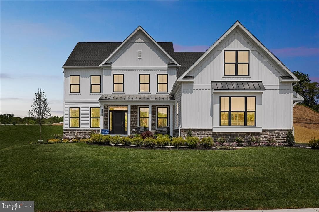 5403 Red Oak Dr, Coopersburg, PA 18036