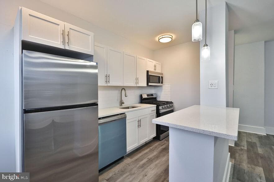 4247 Locust St #815, Philadelphia, PA 19104