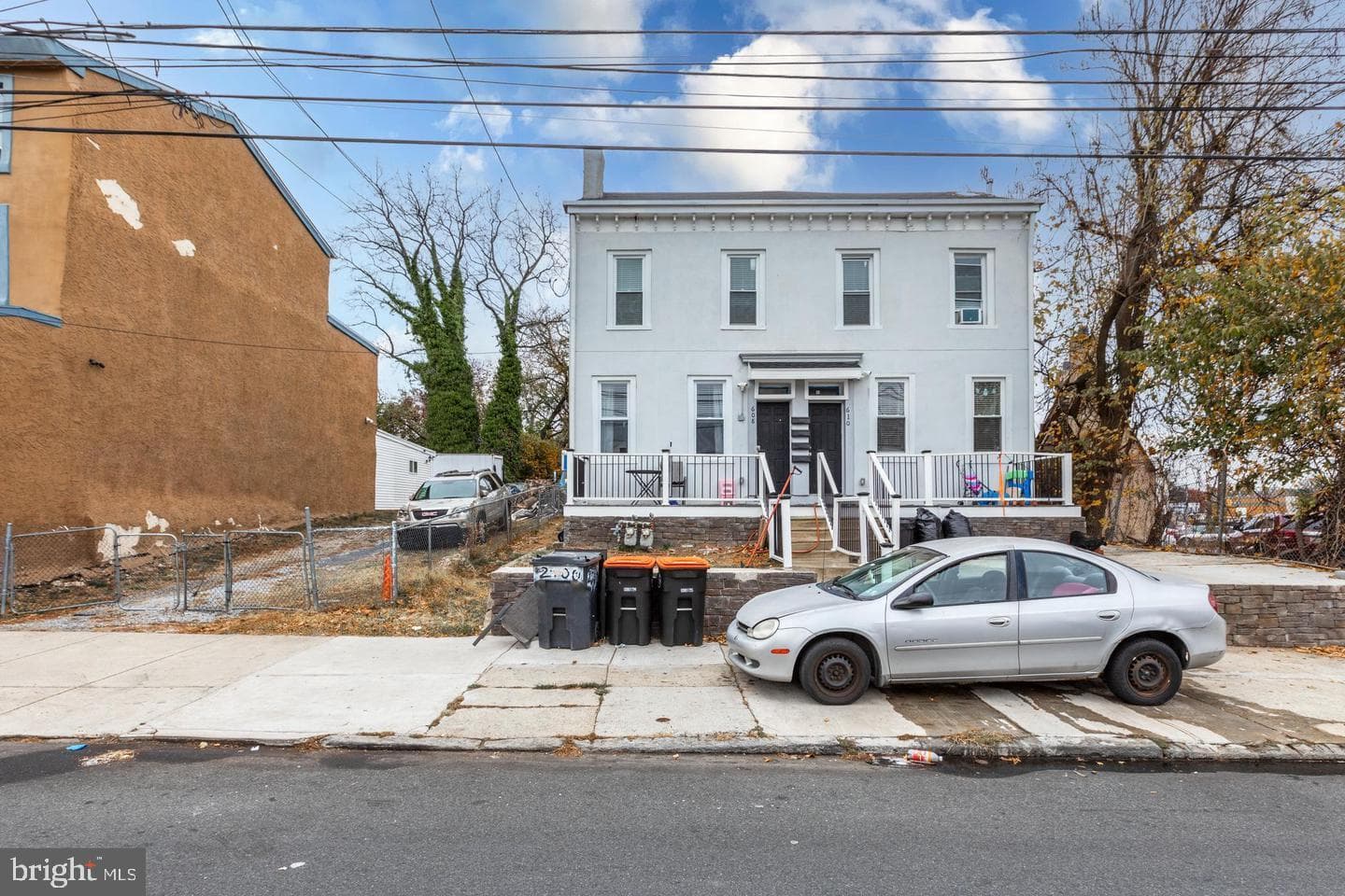 610 E 9th St #2, Chester, PA 19013