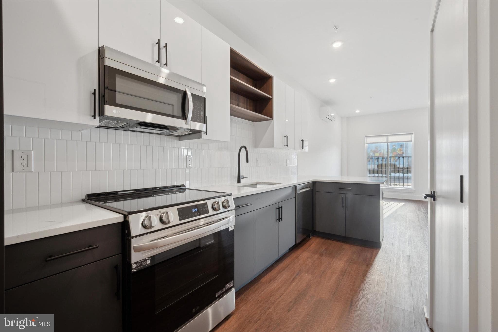 501 Washington Ln #208, Jenkintown, PA 19046