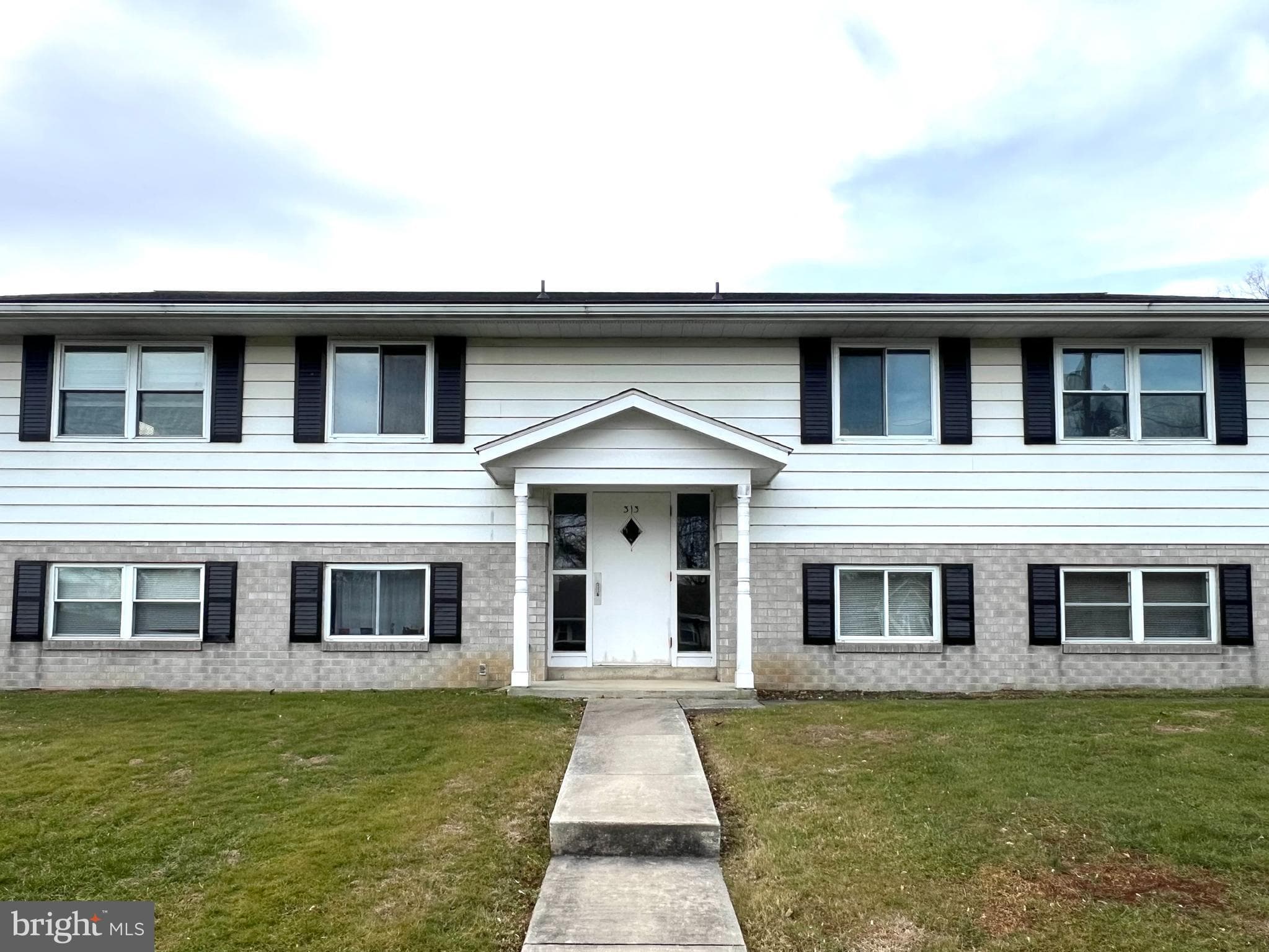 313 Herr Ave #1, Millersville, PA 17551
