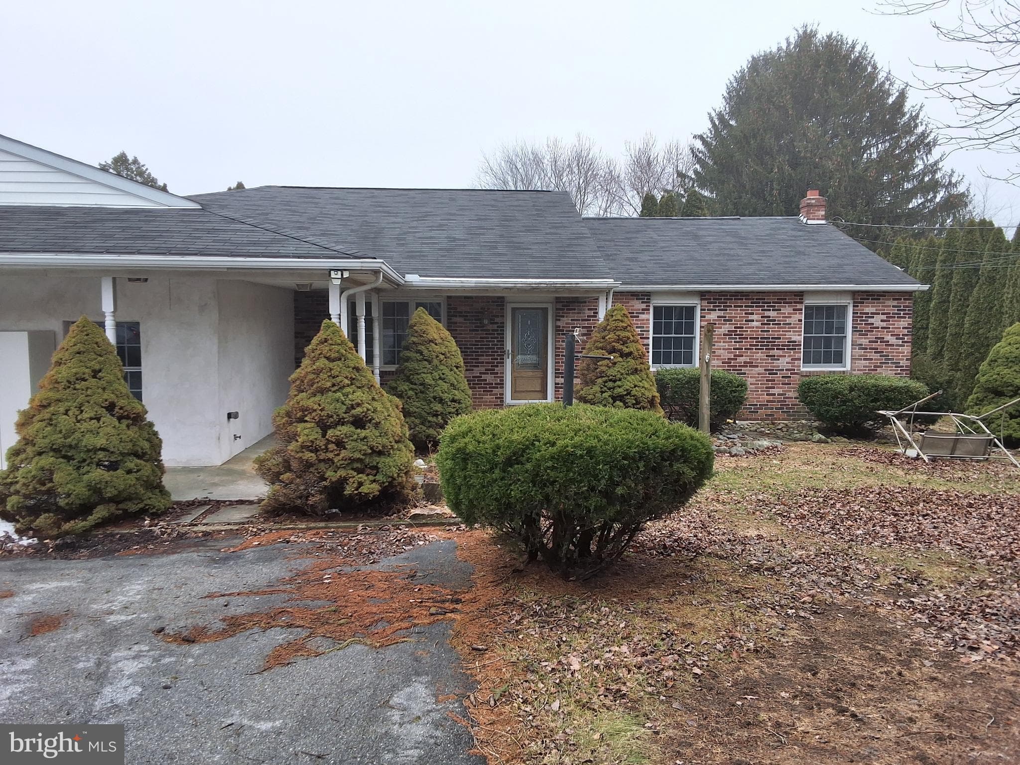 312 N Sandy Hill Rd, Coatesville, PA 19320