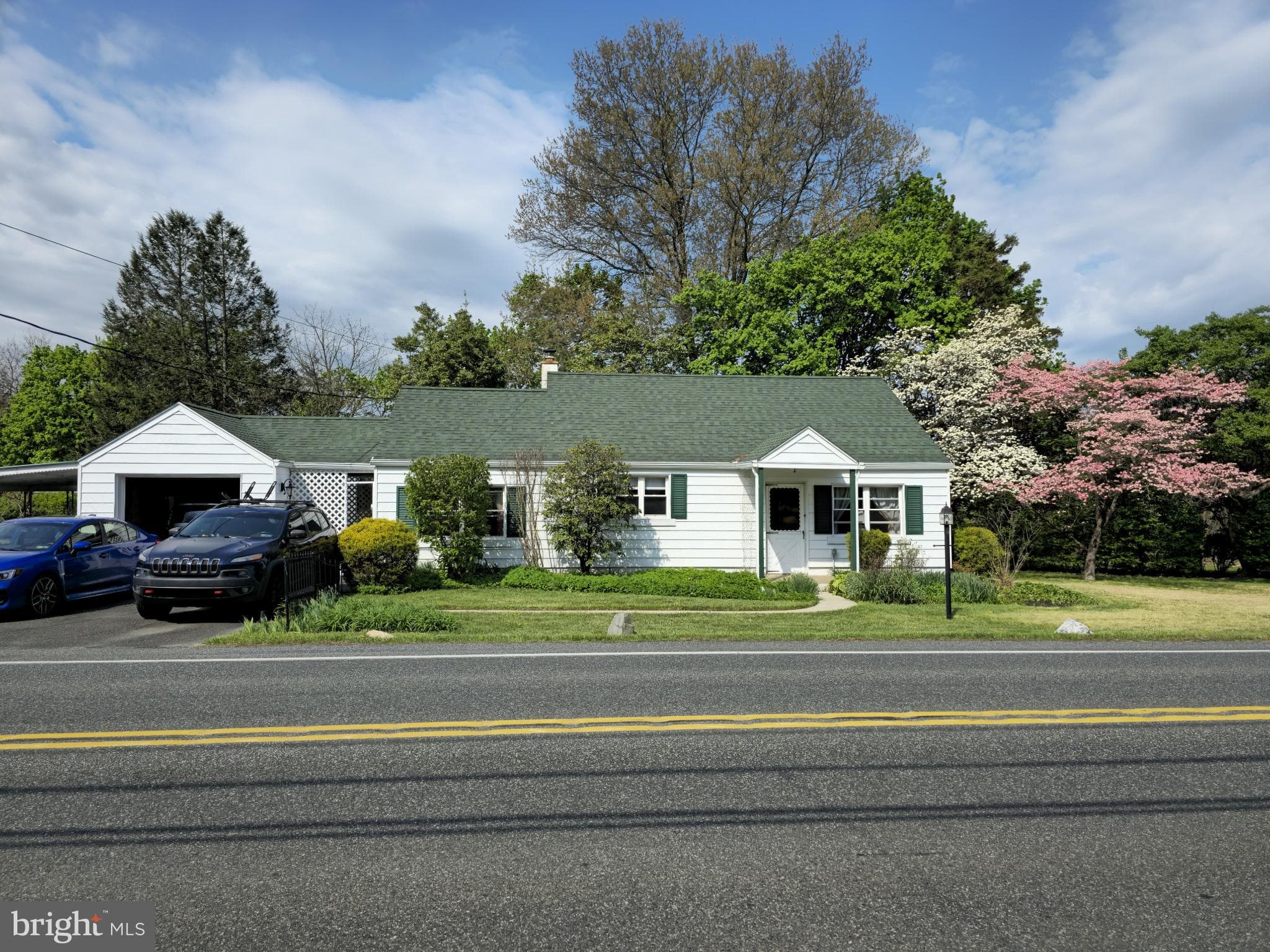993 Gravel Pike, Palm, PA 18070