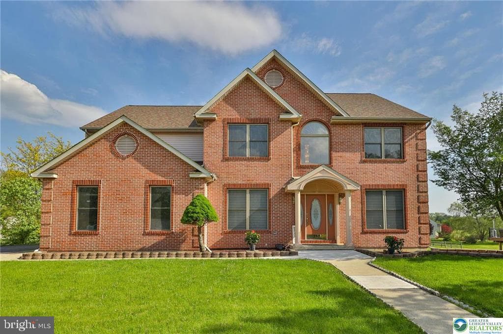 Way, Allentown, PA 18104