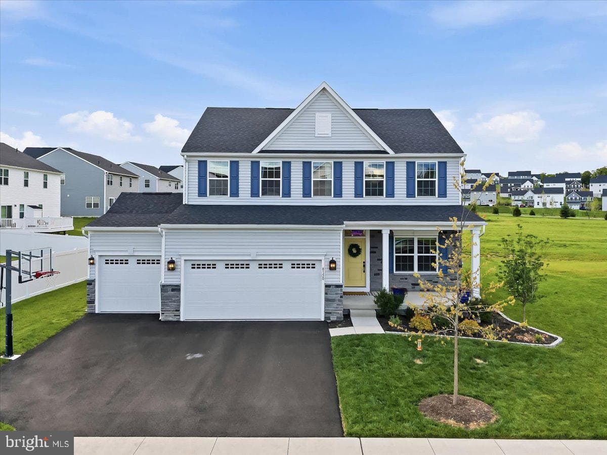 8150 Parker Pl, Fogelsville, PA 18051