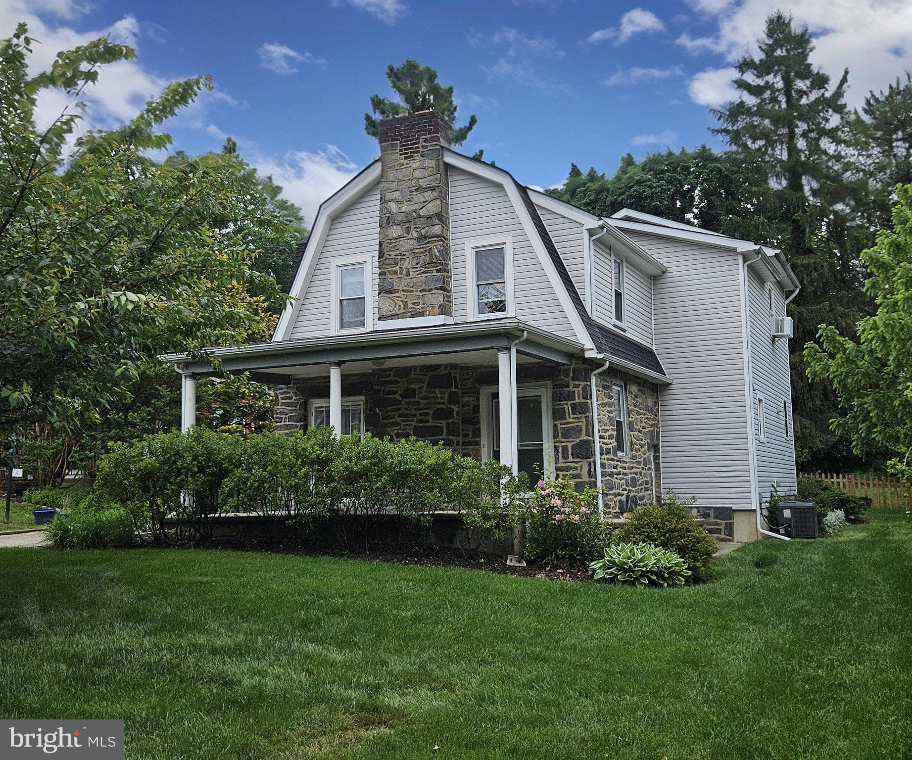 6 Arthur Rd #front, Rosemont, PA 19010