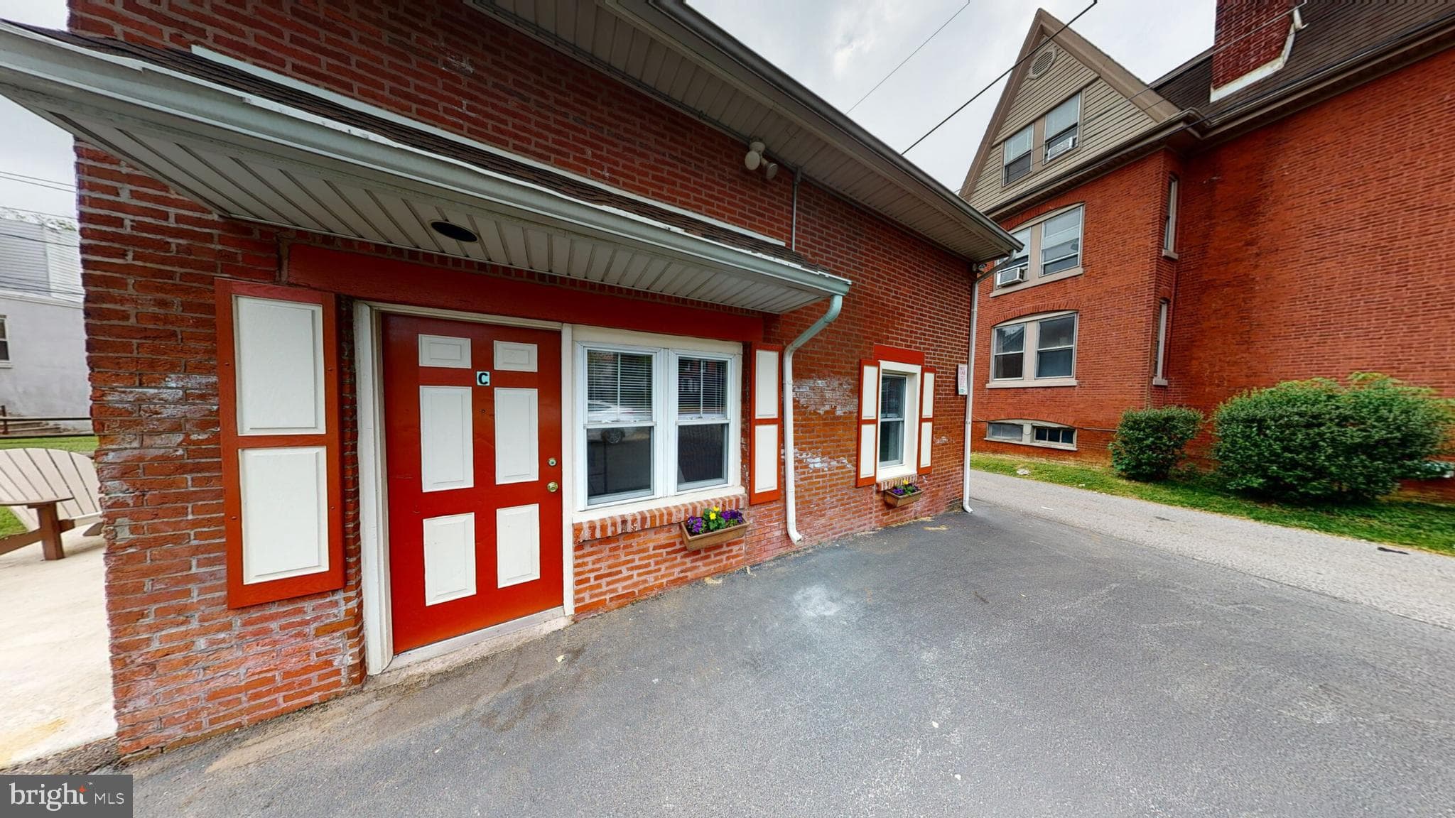 500 S High St #c, West Chester, PA 19382