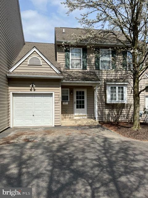 371 Oxer Ct, Devon, PA 19333
